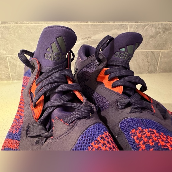 GUC: Adidas Lillard 2 Boost Primeknit Size 8 - Picture 2 of 5